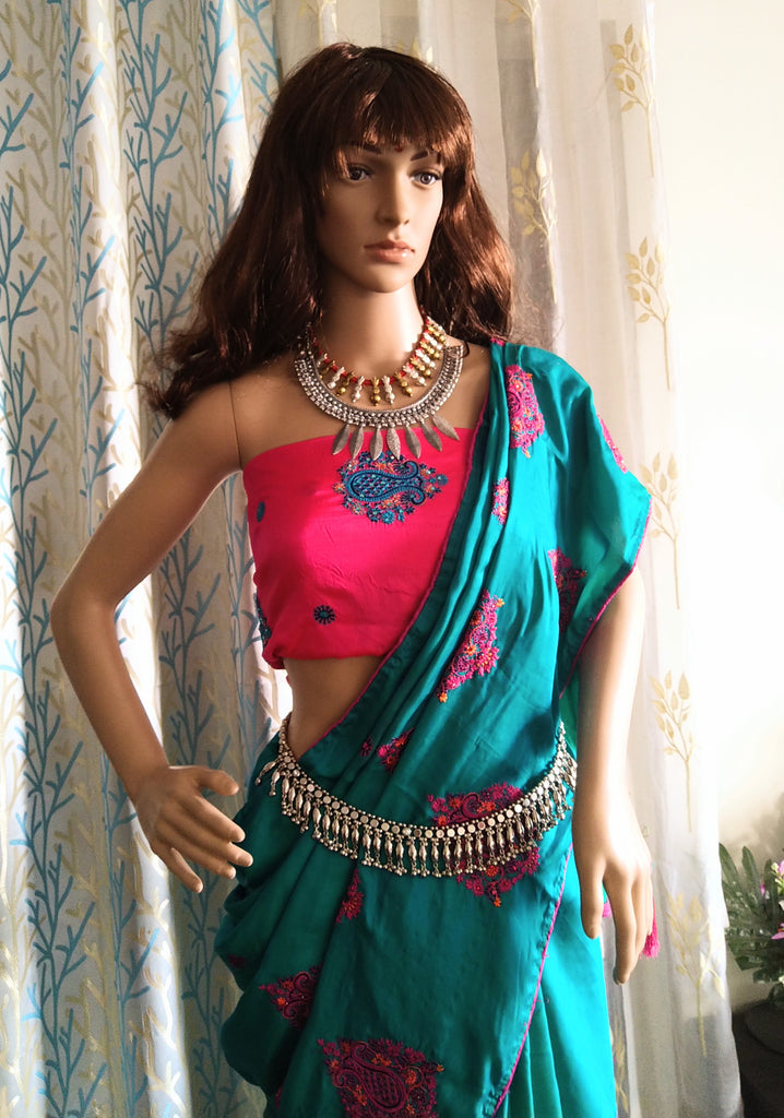 S08_Designer Kashmiri butta design Silk Sarees Dual tone color with  attached blouse piece & borders along with tassel .