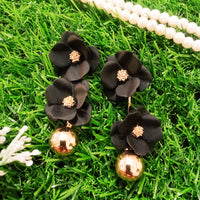 E0490_Gorgeous flowery pattern danglers with a touch a of glossy golden beads(medium size)