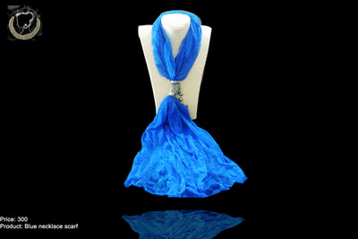 P031_Beautiful Blue Pendent Scarf