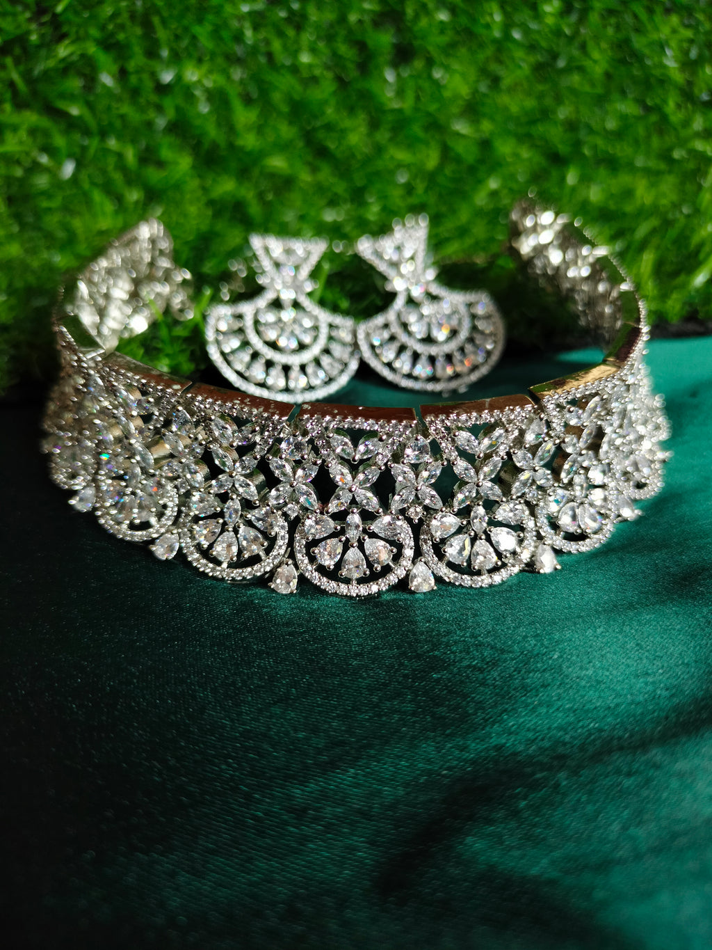 N0516_Elegant designer choker necklace embellished with american diamond stones with a touch of delicate stone  work.