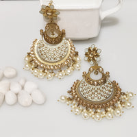 E0138_Classy meenakari dangers with delicate meena work with a touch of pearls.