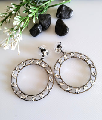 E0411_Classy hoops with touch of stones (medium size)