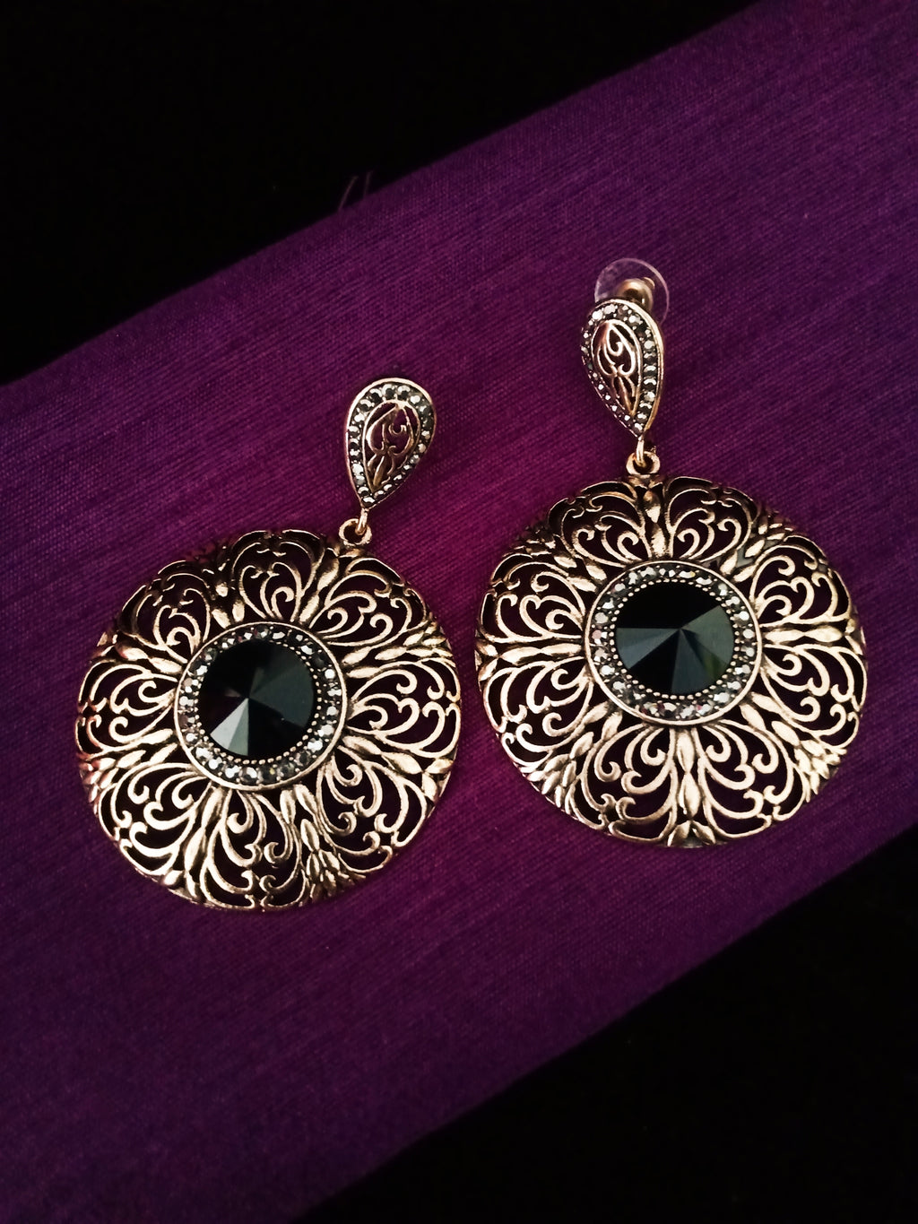 E0613_Gorgeous German silver oxidized dangles with a delicate designs with a touch of black stones(Medium size)