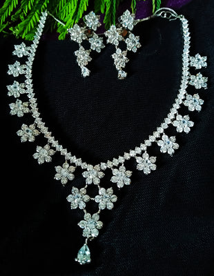 N0295_Elegant floral design American Diamond choker necklace set with a beautiful dazzling stone work.