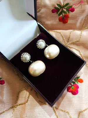 E0209_Elegant pearl drop earring.