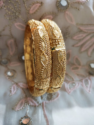 B0247_Classic Gold plated bangles with delicate craft work.